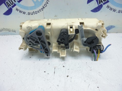 Ovládač kúrenia Peugeot 306 657419D