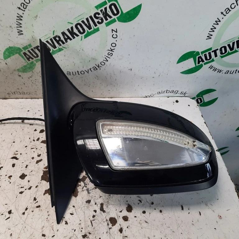 Spätné zrkadlo Mercedes C W204 pravé