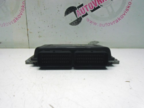 Riadiaca jednotka motora Renault Thalia 1.4 S110138000C