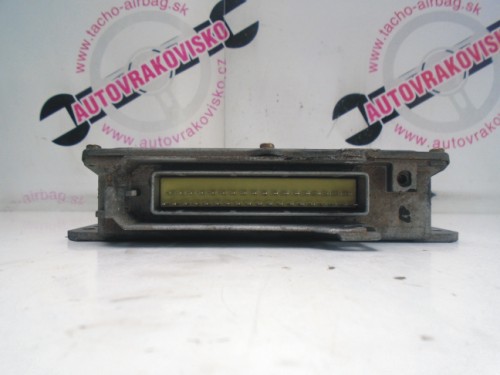 Riadiaca jednotka motora Citroen Xantia 1.8 0261204063