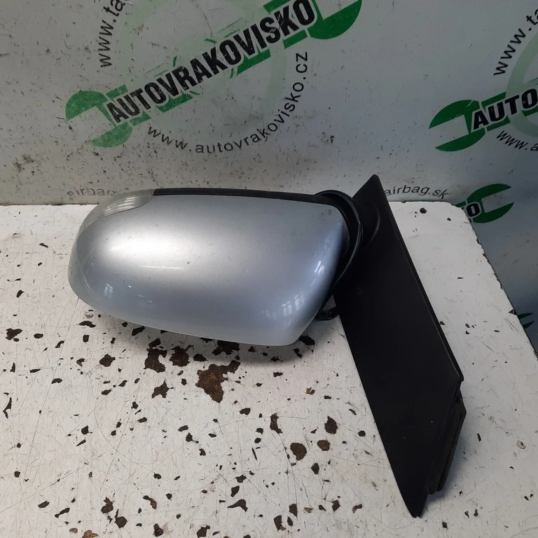 Spätné zrkadlo Volkswagen Touran lavé
