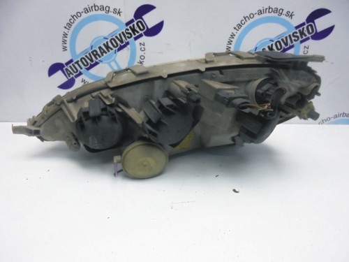 Predné svetlo Mercedes A