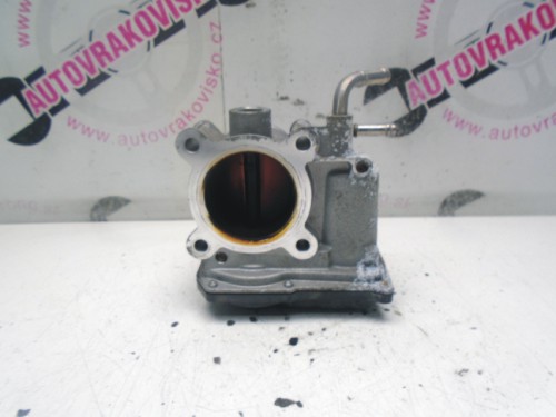 Škrtiaca klapka Toyota Yaris 1.33 22030-47010