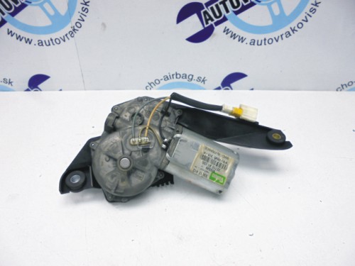 Motorček stieračov zadný Nissan Primera 53017412