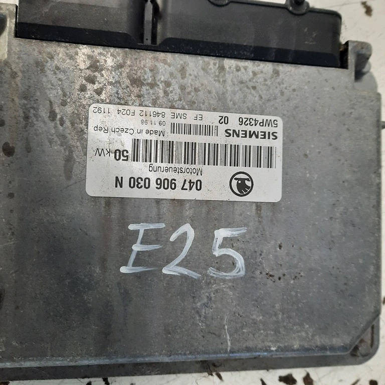 Riadiaca jednotka motora Skoda Felicia 1.3 047906030N