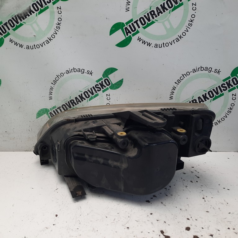 Predné svetlo Ford C-Max pravé