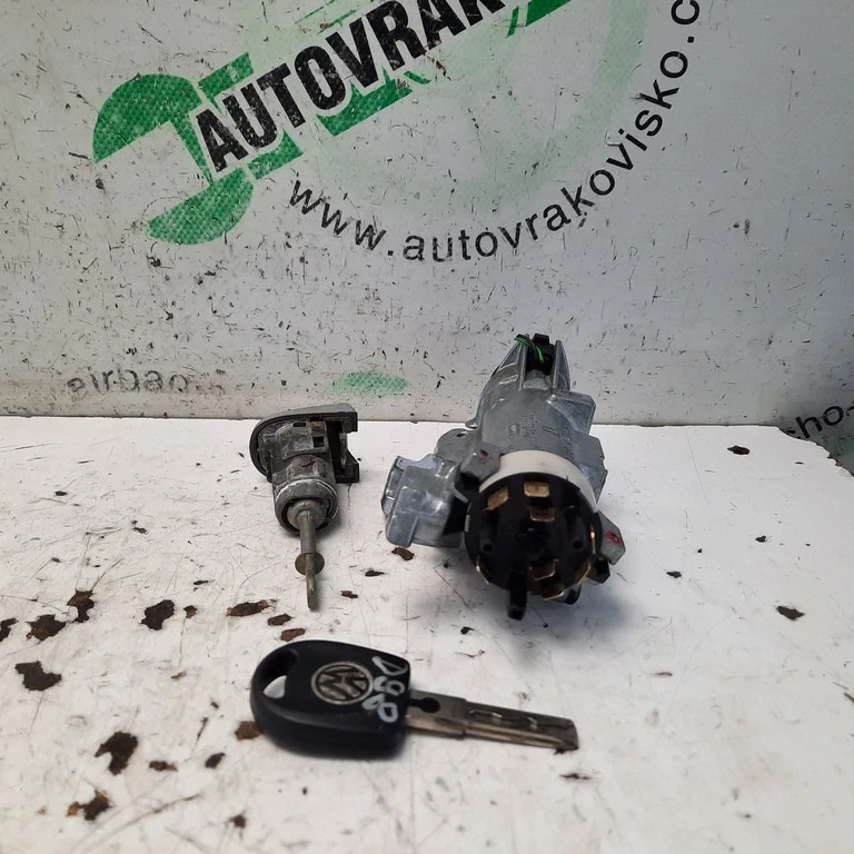 Spínacia skrinka Volkswagen Passat B5