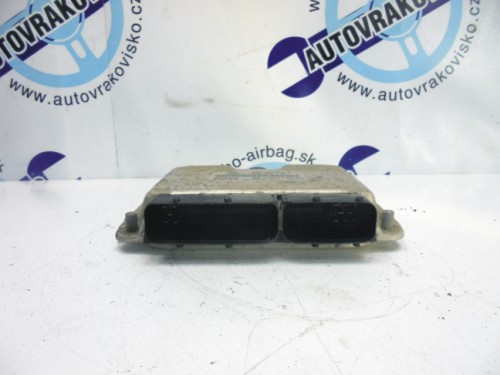 Riadiaca jednotka motora Skoda Octavia 1.9 SDI 0281010105