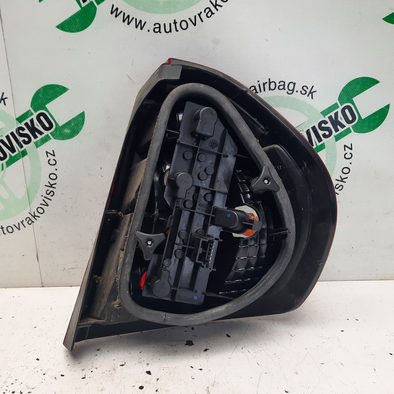 Zadné svetlo Renault Thalia ľavé