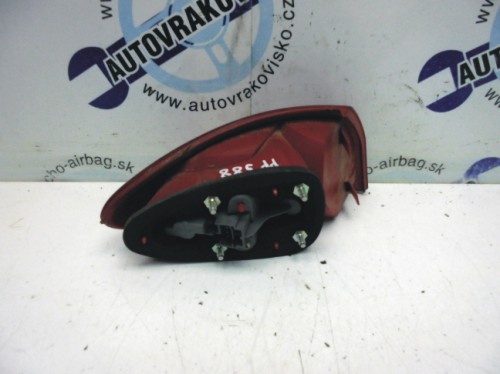 Zadné svetlo Alfa Romeo 147 5.dv.