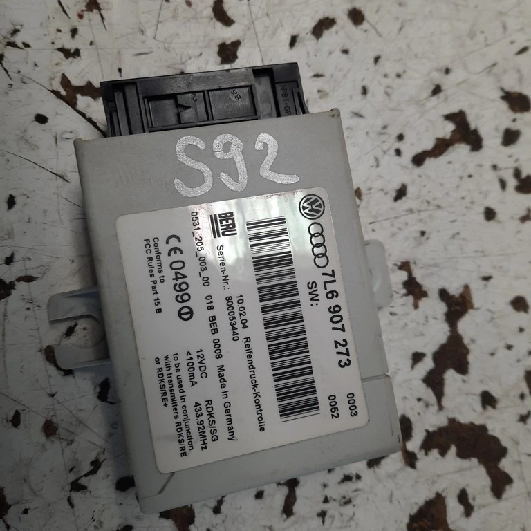 Riadiaca jednotka tlaku v pneumatikách Volkswagen Touareg I 7L6907273