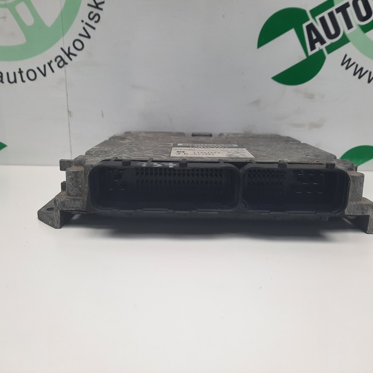 Riadiaca jednotka motora Opel Signum 3.0 CDTi 8973192743