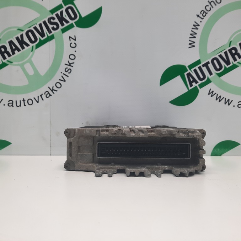 Riadiaca jednotka motora Skoda Felicia 1.6 032906030AG