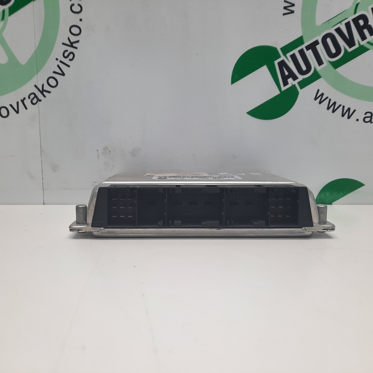 Riadiaca jednotka motora BMW 318d E46 0281010205
