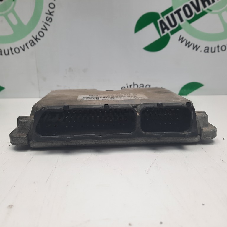 Riadiaca jednotka motora Skoda Octavia 1.9 TDi 0281001695