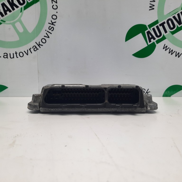 Riadiaca jednotka motora Skoda Fabia II 1.4 16V 03C906024B