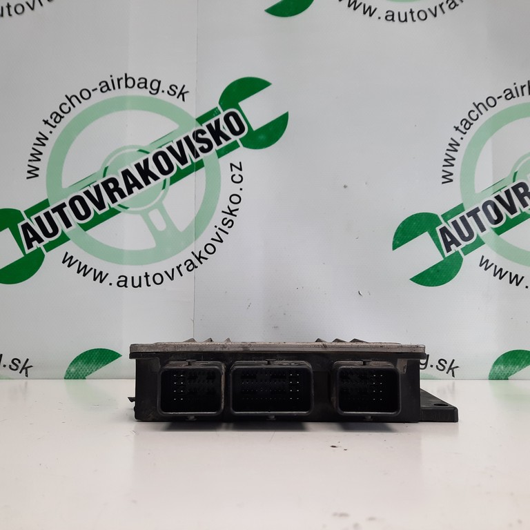 Riadiaca jednotka motora Dacia Logan 1.5 DCI 8201002106