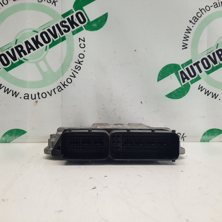 Riadiaca jednotka motora Škoda Fabia III 1.0 TSI 04C907309BB