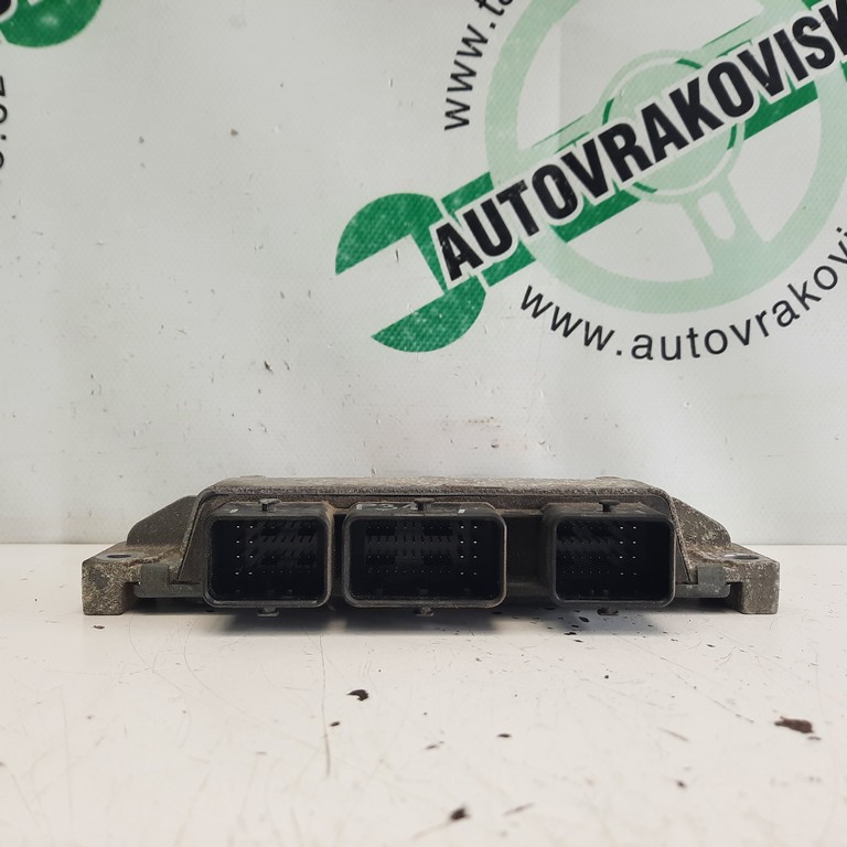 Riadiaca jednotka motora Renault Clio III 1.2 8200522357 