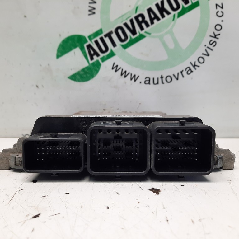 Riadiaca jednotka motora Citroen C4 Grand Picasso 1.6 HDI 9676761080