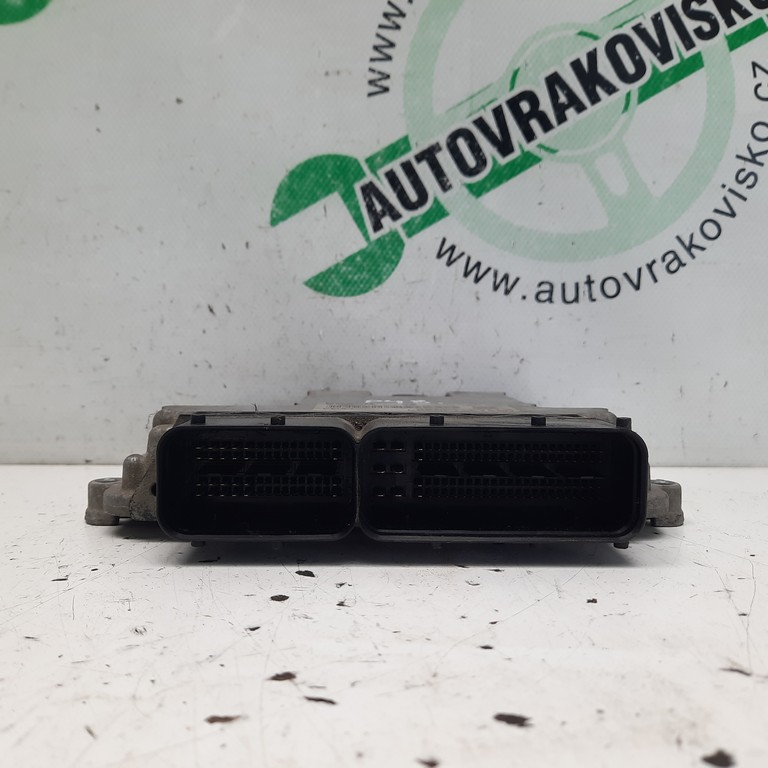 Riadiaca jednotka motora Kia Ceed SW 1.6 CRDI 0281013399 