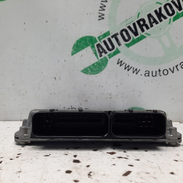 Riadiaca jednotka motora Škoda Fabia 1.4 8V 047906033C