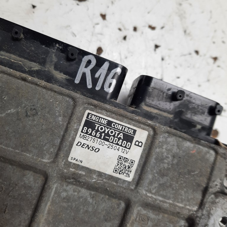 Riadiaca jednotka motora Toyota Yaris 1.3 89661-0D400
