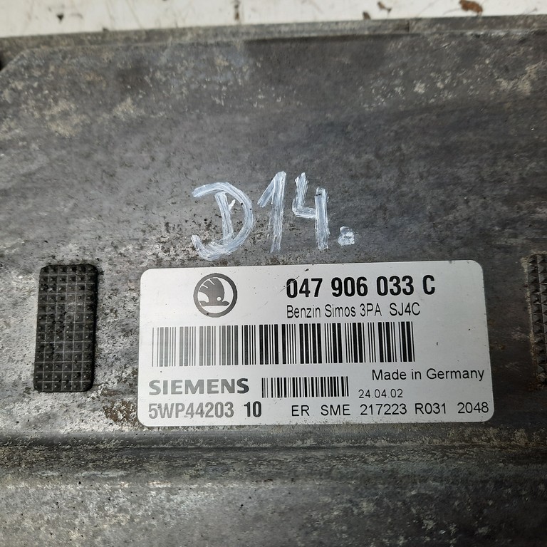 Riadiaca jednotka motora Škoda Fabia 047906033C