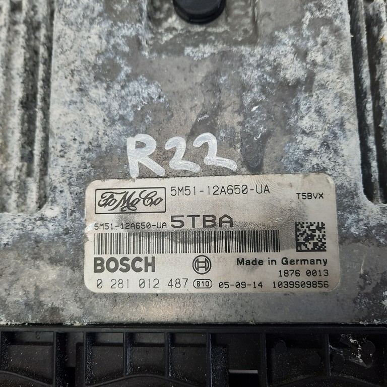 Riadiaca jednotka motora Ford Focus MK2 1.6 TDCI 5M51-12A650-UA