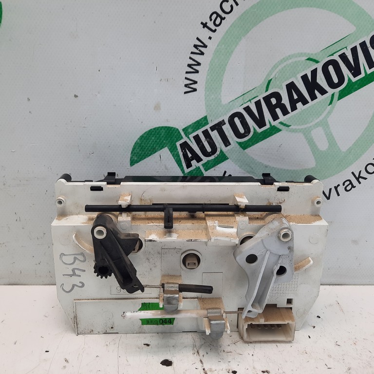 Ovládač kúrenia Peugeot 206 99210