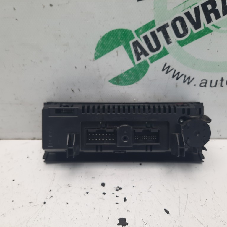 Ovládač kúrenia Škoda Fabia II 5J0.907.044D