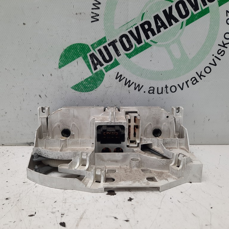 Ovládač kúrenia Škoda Octavia I 1J0820045E