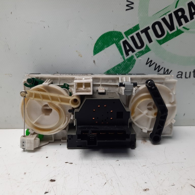 Ovládač kúrenia Opel Astra G BEHRB5690