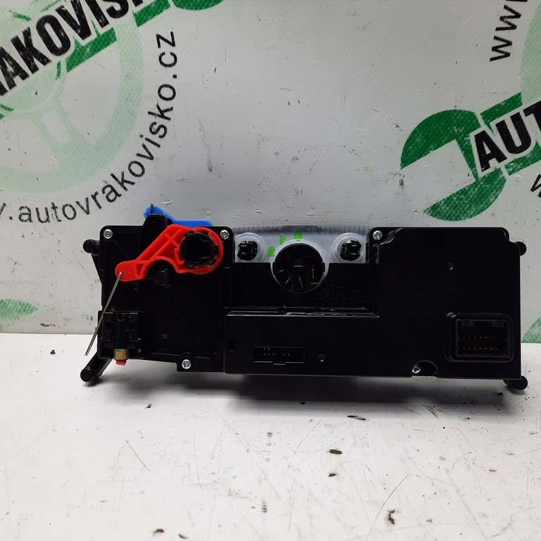 Ovládač kúrenia Lada Granta T7FLDKY8276.50122