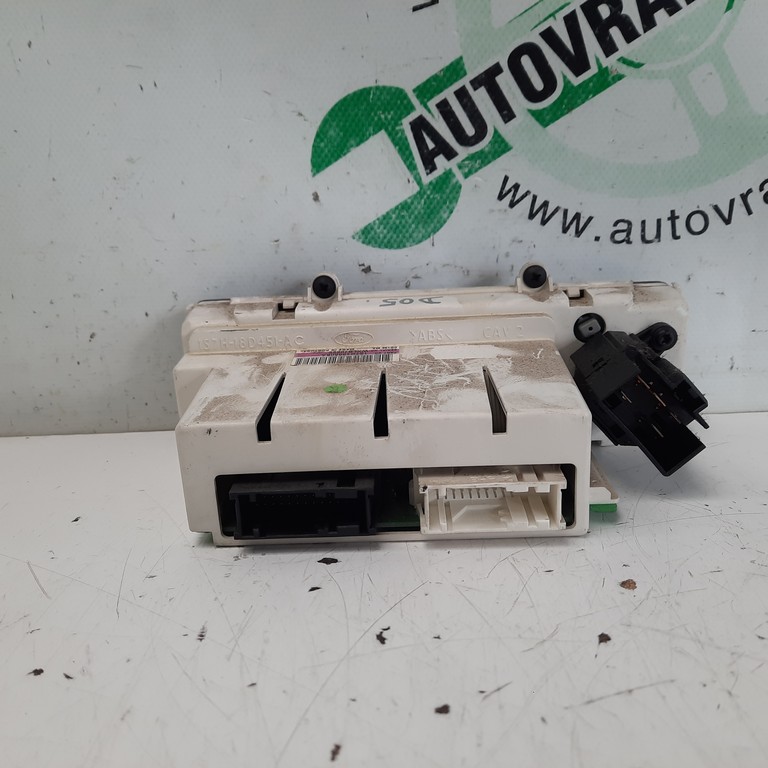 Ovládač kúrenia Ford Mondeo MK3 1S7H19980BA