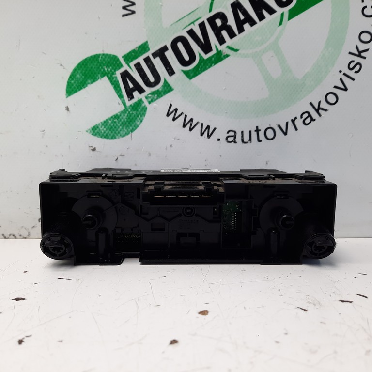 Ovládač kúrenia Škoda Fabia III 6V0.820.045.A