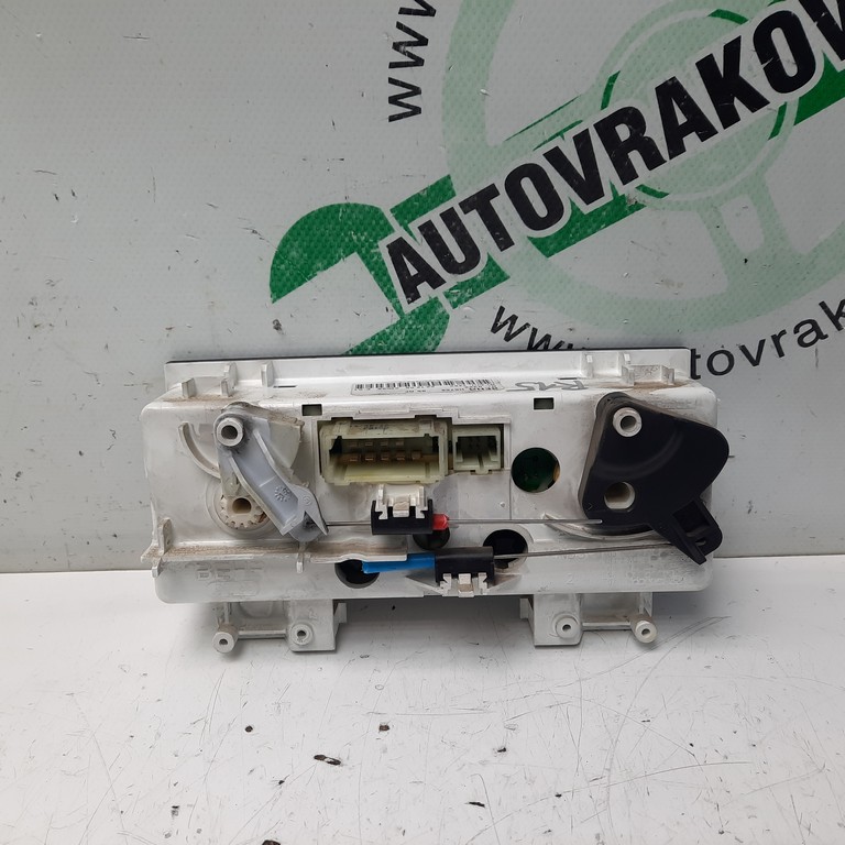 Ovládač kúrenia Citroen C4 BEHRH5756