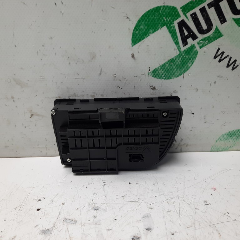 Ovládač kúrenia pravý Citroen C4 Picasso 9650868877