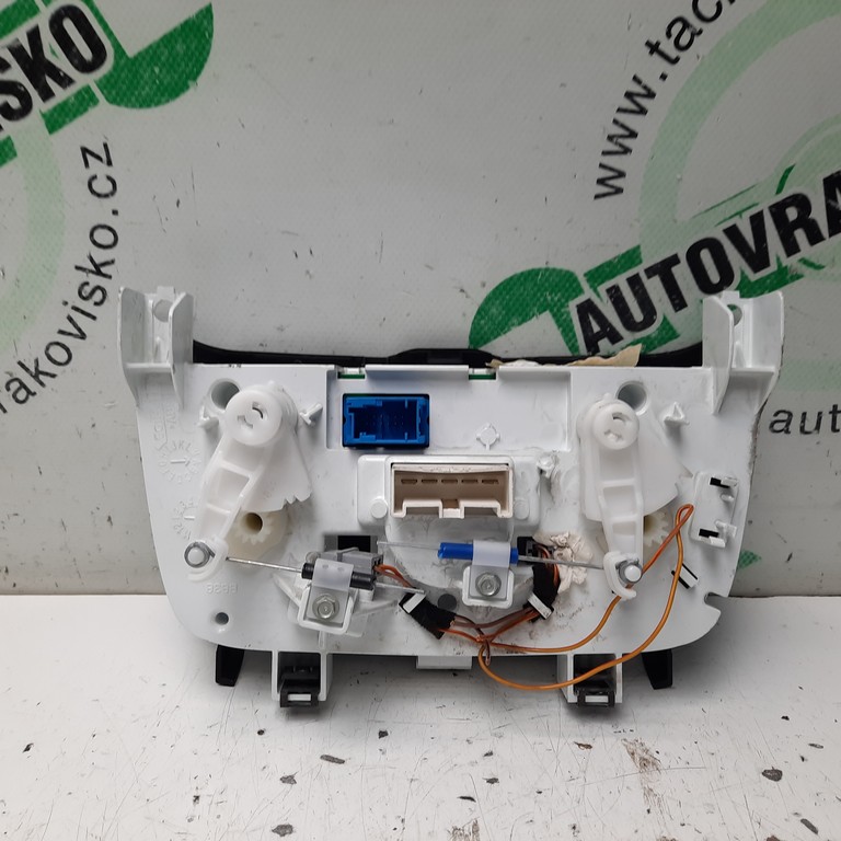 Ovládač kúrenia Fiat Punto Evo 5.PS3.000.0.0