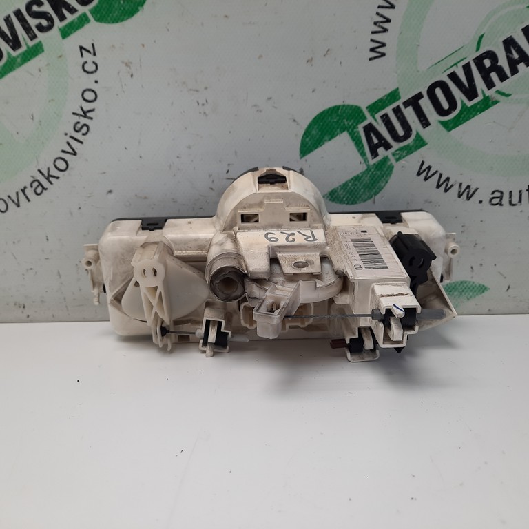 Ovládač kúrenia Renault Megane Grandtour II 69420001