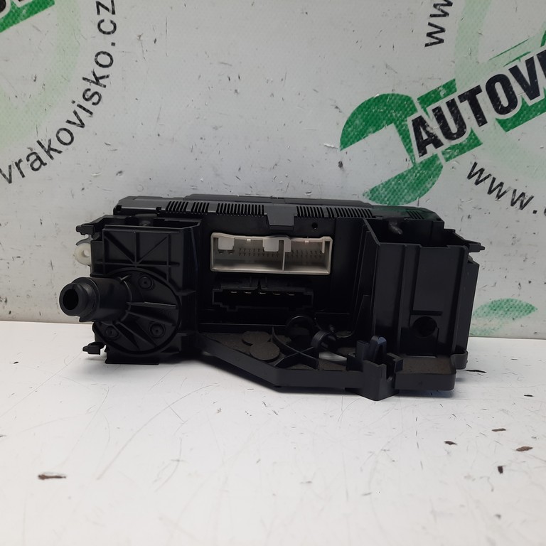 Ovládač kúrenia Škoda Octavia II 