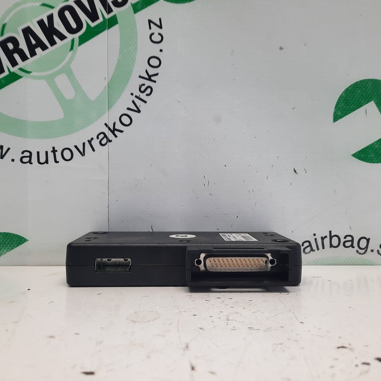 Riadiaca jednotka telefónu Mercedes A A2038202585