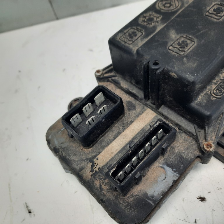 Riadiaca jednotka ventilátora klimatizácie Fiat Punto I 46410810