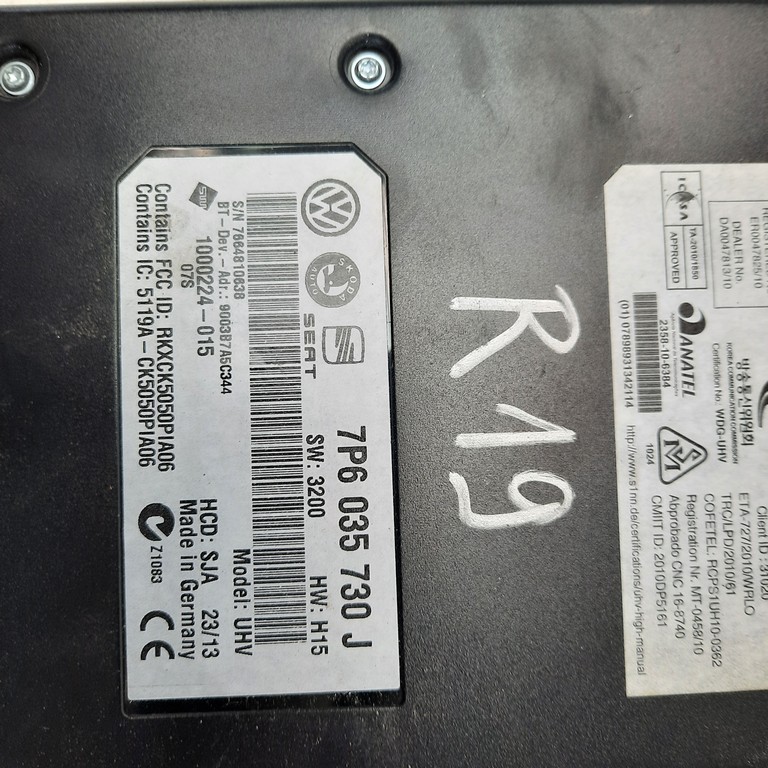 Riadiaca jednotka bluetooth Volkswagen Passat B7 7P6035730J