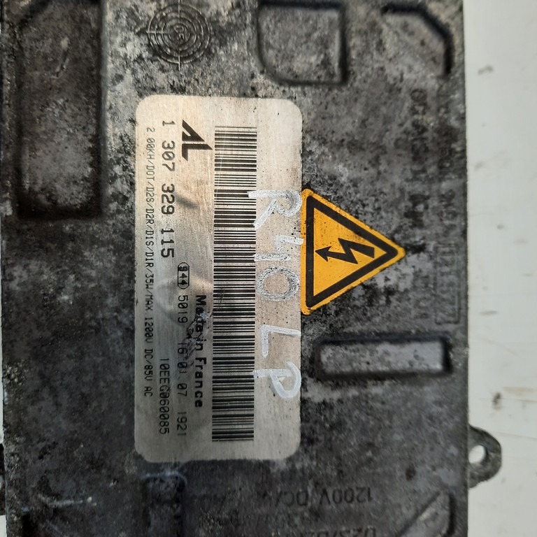Riadiaca jednotka xenon ľavý predný Audi A4 B7 1307329115