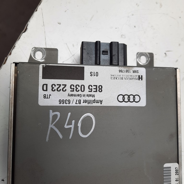 Riadiaca jednotka zosilňovač Audi A4 B7 8E5035223D