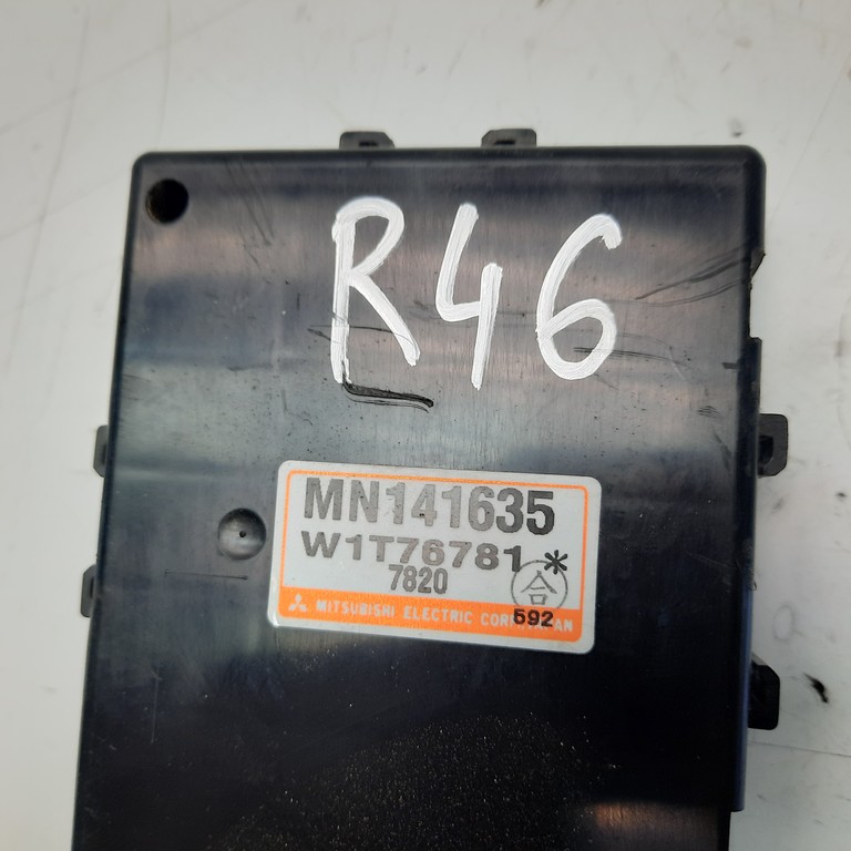 Riadiaca jednotka Mitsubishi Outlander MN141635 W1T76781