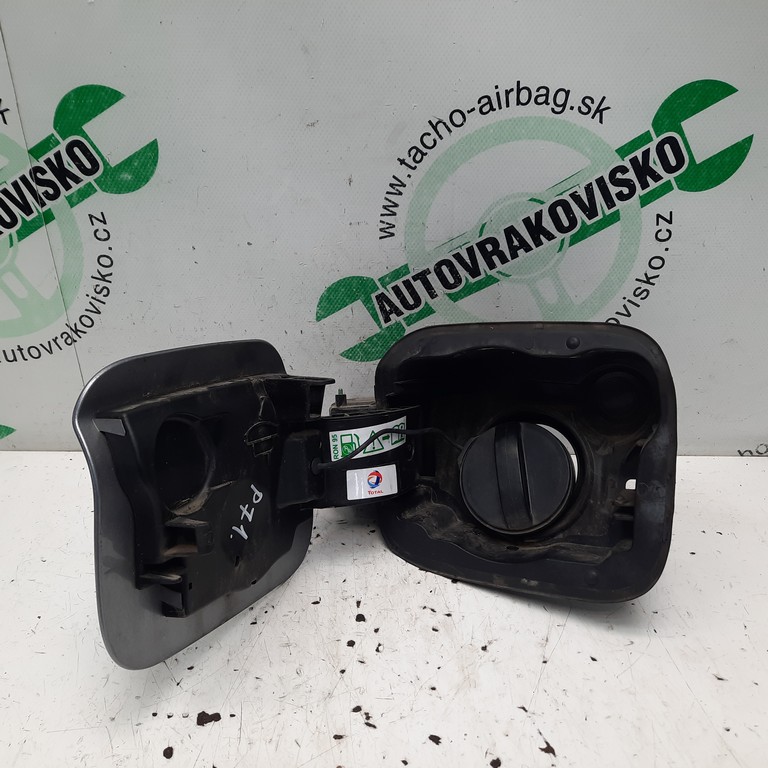 Dvierka nádrže Peugeot 301 9677566580