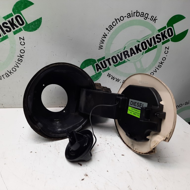 Dvierka nádrže Renault Fluence 