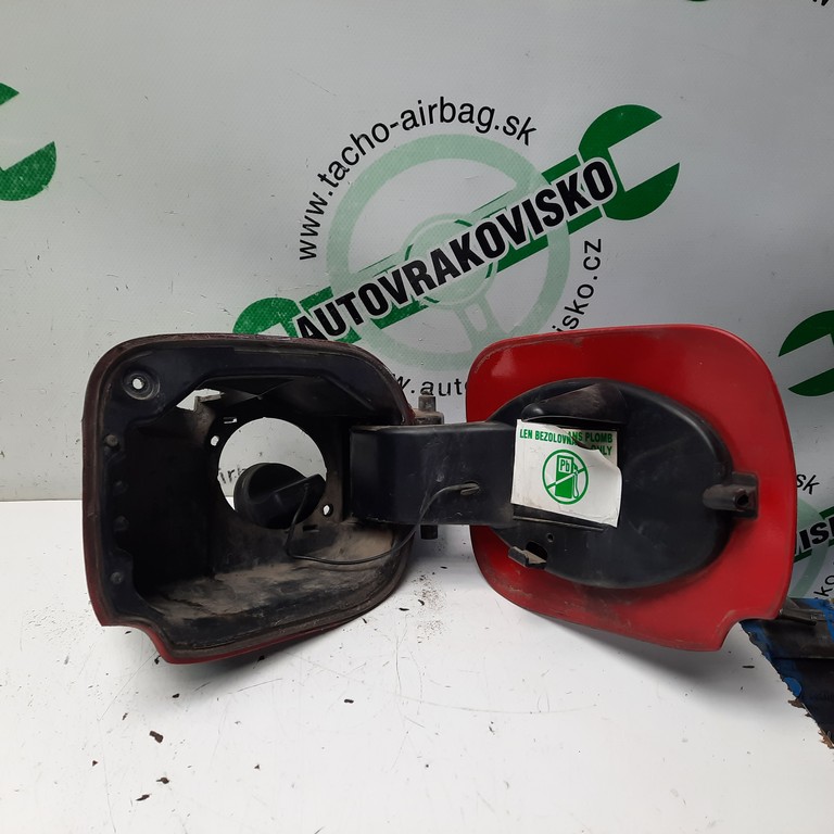 Dvierka nádrže Renault Clio III 8200383466 8200290092